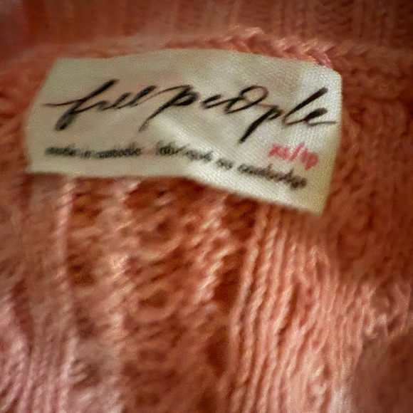 Free People Women's Pink Cable Knit Sweater XS Worn twice - Picture 2 of 3